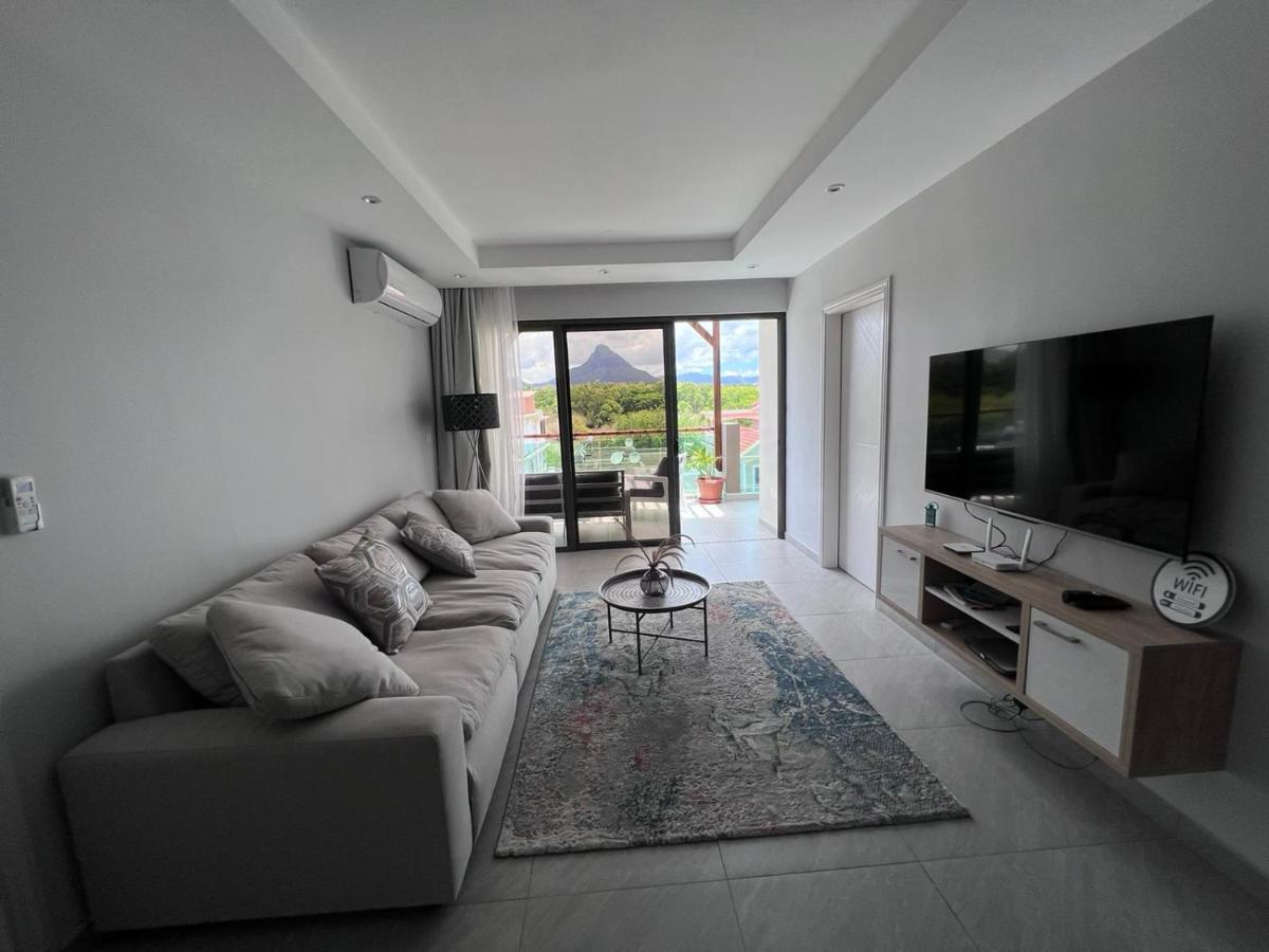 Top-Floor Modern 3Bd Penthouse With Beautiful Mountain View Terrace - 5 Min Walk To Beach Flic-en-Flacq Buitenkant foto