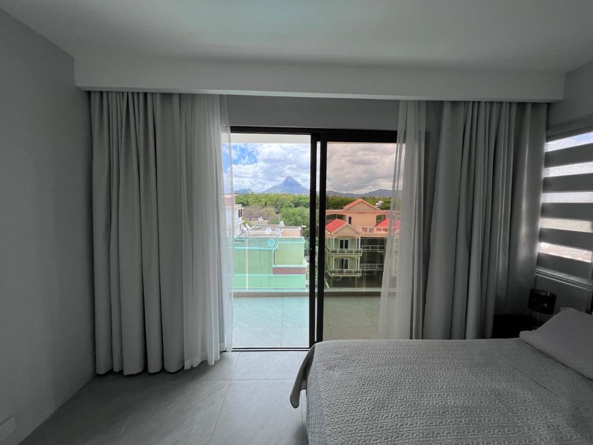 Top-Floor Modern 3Bd Penthouse With Beautiful Mountain View Terrace - 5 Min Walk To Beach Flic-en-Flacq Buitenkant foto