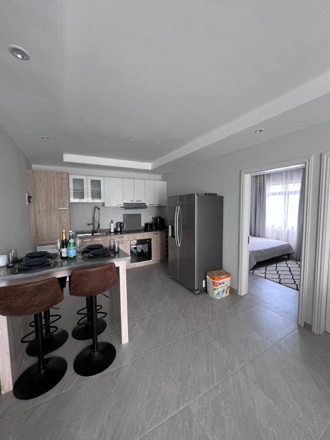 Top-Floor Modern 3Bd Penthouse With Beautiful Mountain View Terrace - 5 Min Walk To Beach Flic-en-Flacq Buitenkant foto