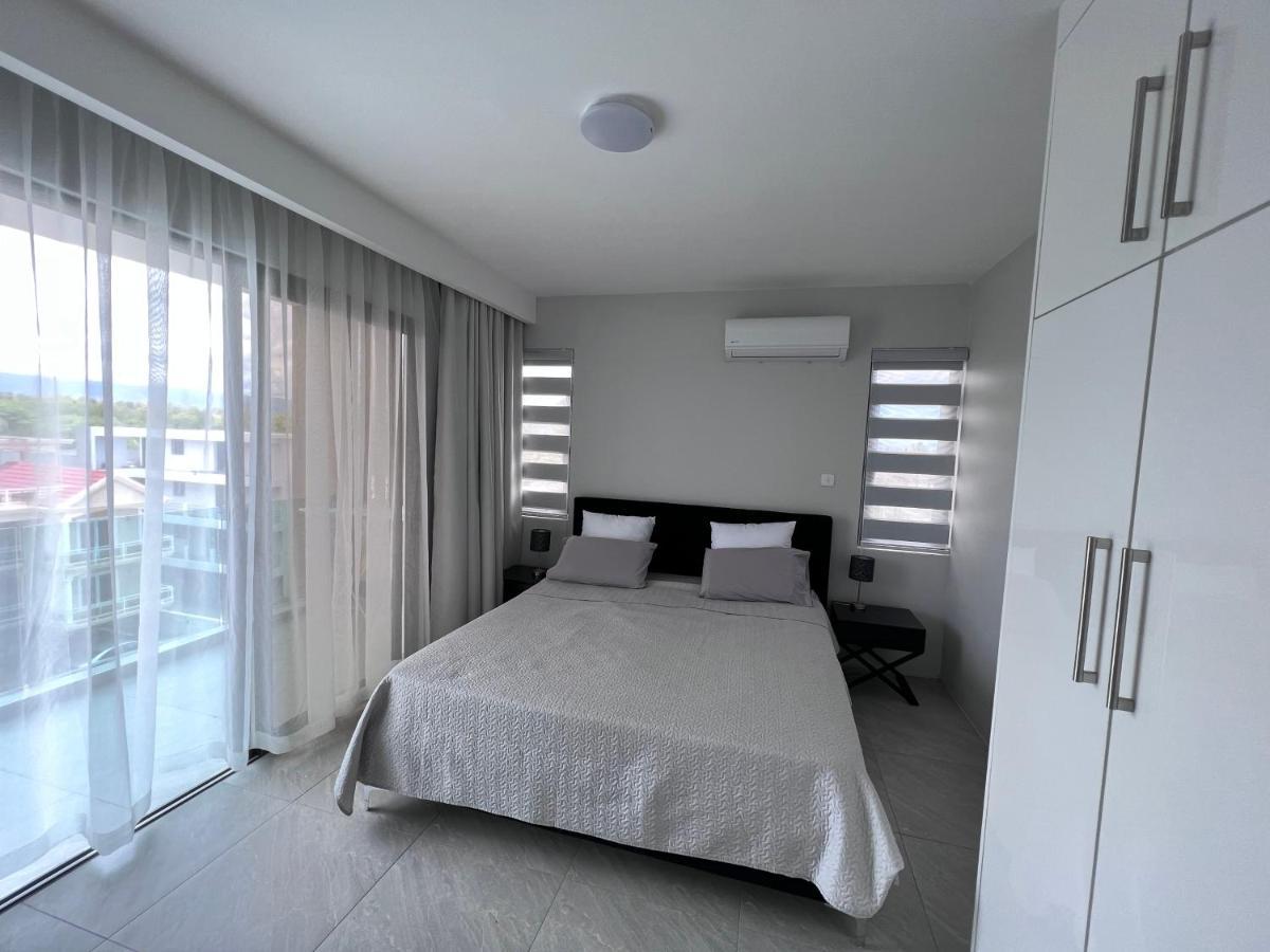 Top-Floor Modern 3Bd Penthouse With Beautiful Mountain View Terrace - 5 Min Walk To Beach Flic-en-Flacq Buitenkant foto